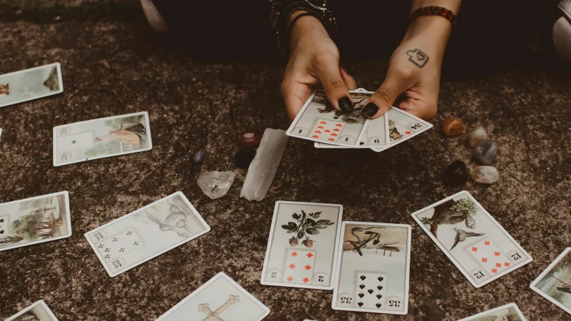 Online Psychic Chat, Love Guidance and Tarot Readings