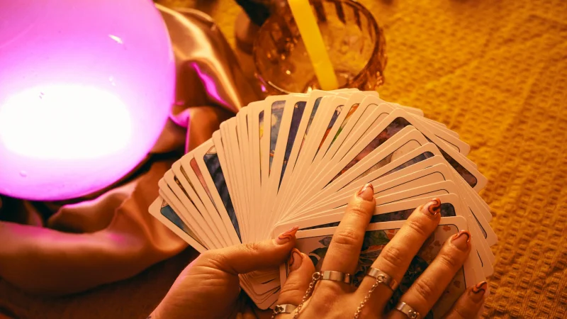 Online Medium Readings: Your Complete Guide to Connection