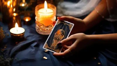 Online Psychic Reading Vs. in-Person Reading: Which Fits You?