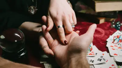 What to Ask During a Psychic Reading for Clear Guidance